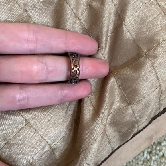 4/$25🦋 Premier Design Ring Sz 5 - Picture 2 of 5